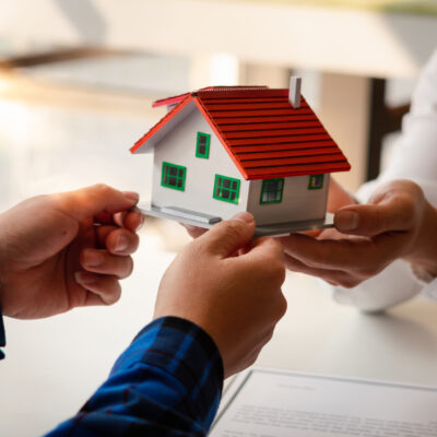 Elternhaus verkaufen oder behalten?