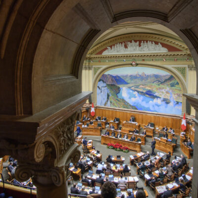 Parlament federt Sparhammer des Bundesrates ab